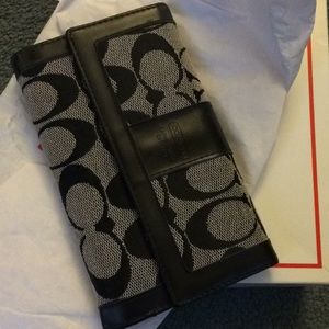 NEVER USED Black n grey coach wallet